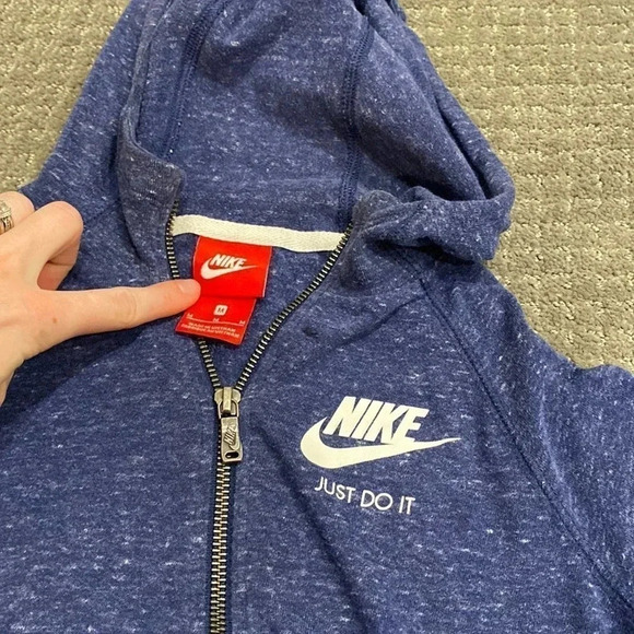 Nike Girls Blue Zip Up Hoodie - Picture 1 of 4